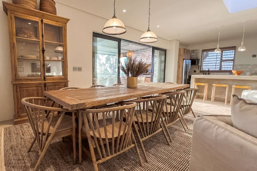 4 Bedroom Property for Sale in Koringberg Western Cape